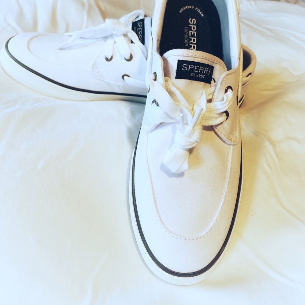 NWOT Sperry Top-Sider size 11
